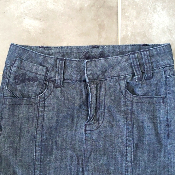 Guess denim skirt - Picture 3 of 6